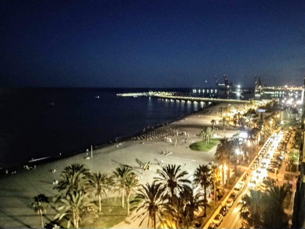 Malagueta Beach Apartment Malaga Ngoại thất bức ảnh