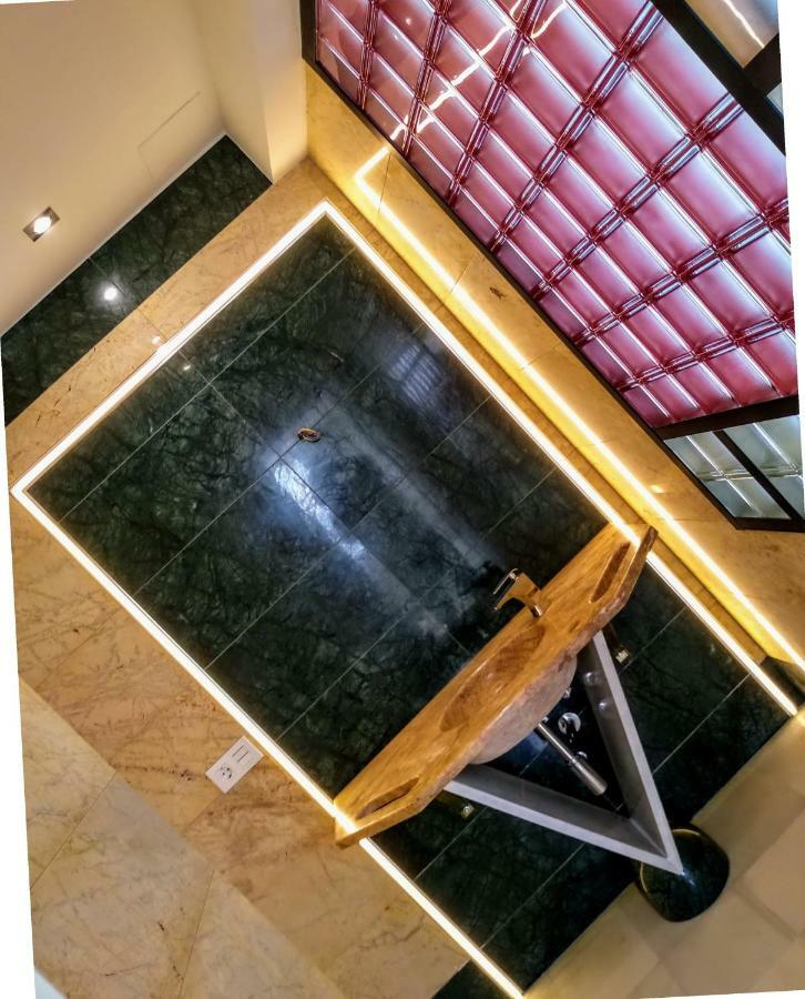 Malagueta Beach Apartment Malaga Ngoại thất bức ảnh